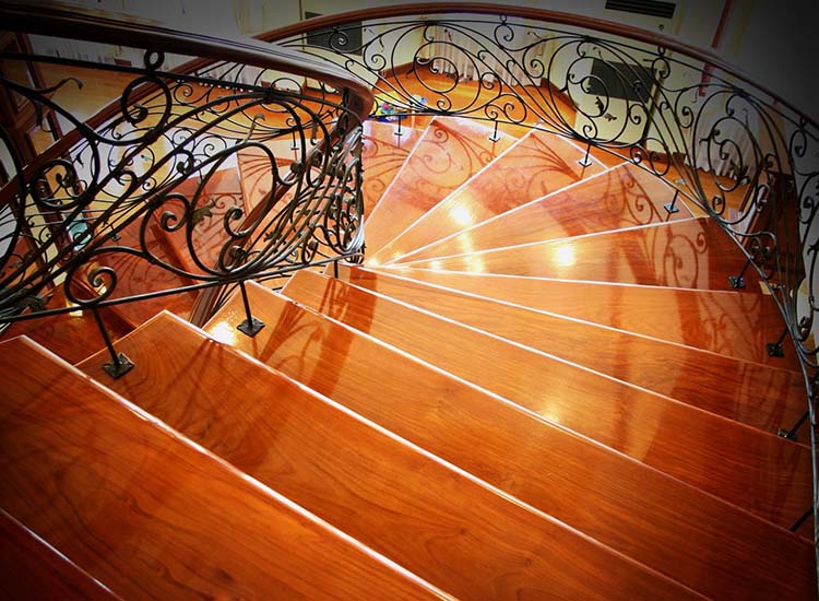 Pose d’escalier sur mesure Gannat