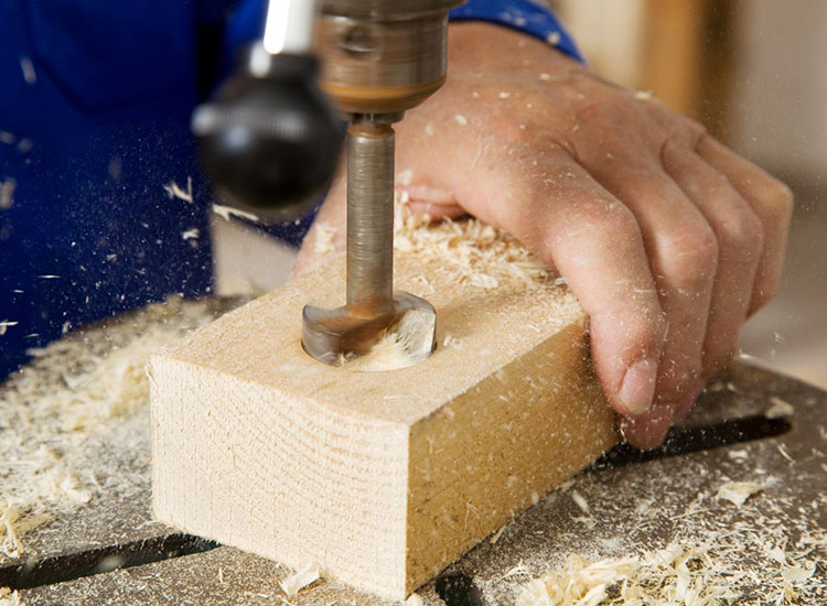 Travaux de Menuiserie Gannat